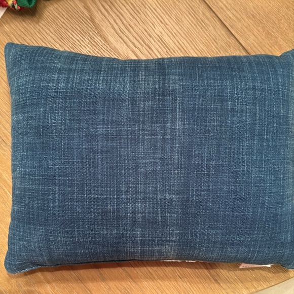 Like new Pottery Barn Blue Je T'aime Pillow - Picture 3 of 5